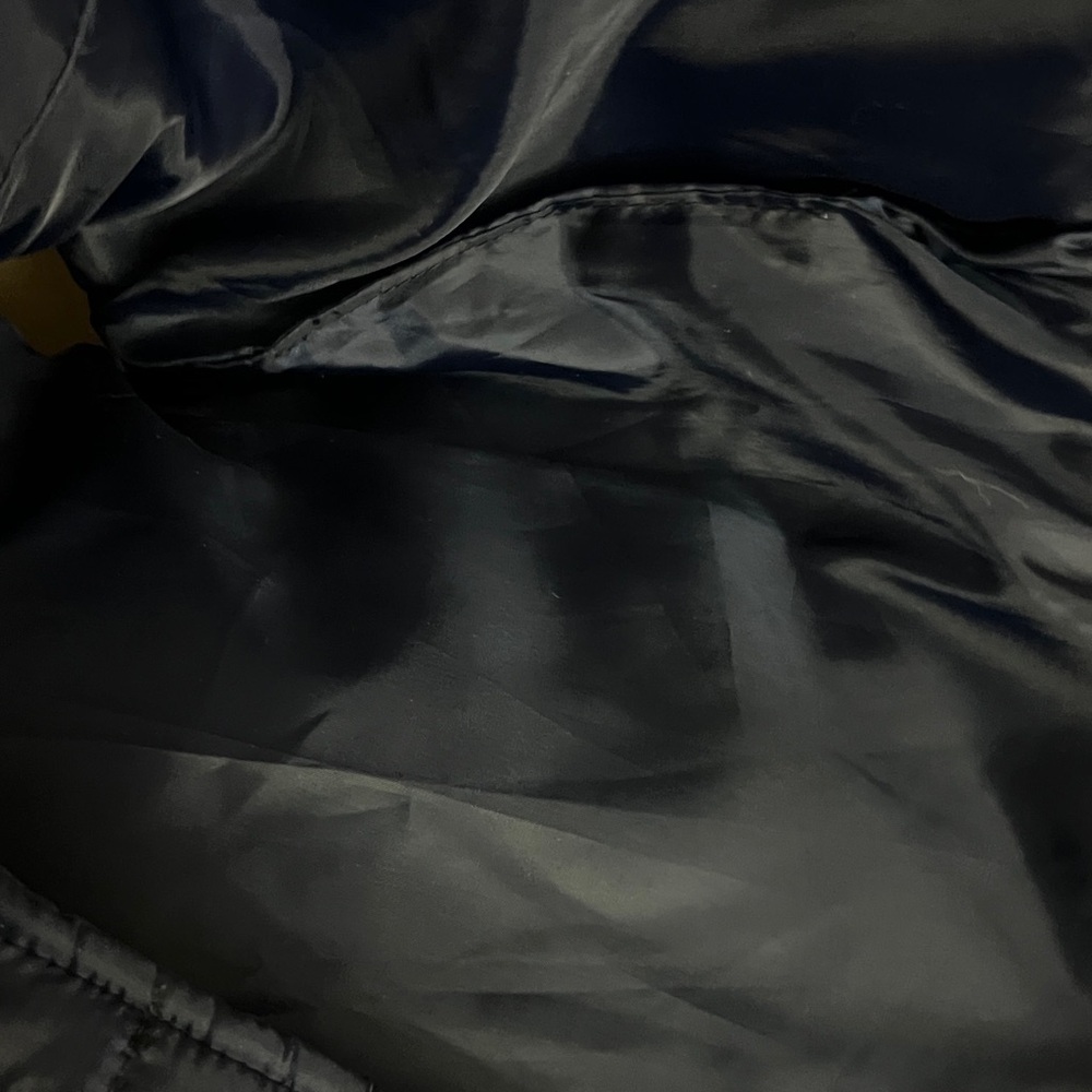 Kids Bluey Navy Puffer Vest - Picture 4 of 4
